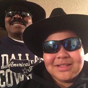 Meet your Posher, Janet